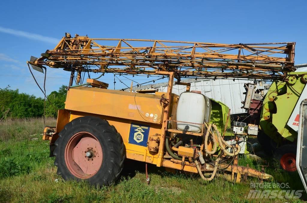 HD 4000 Vlečne škropilnice