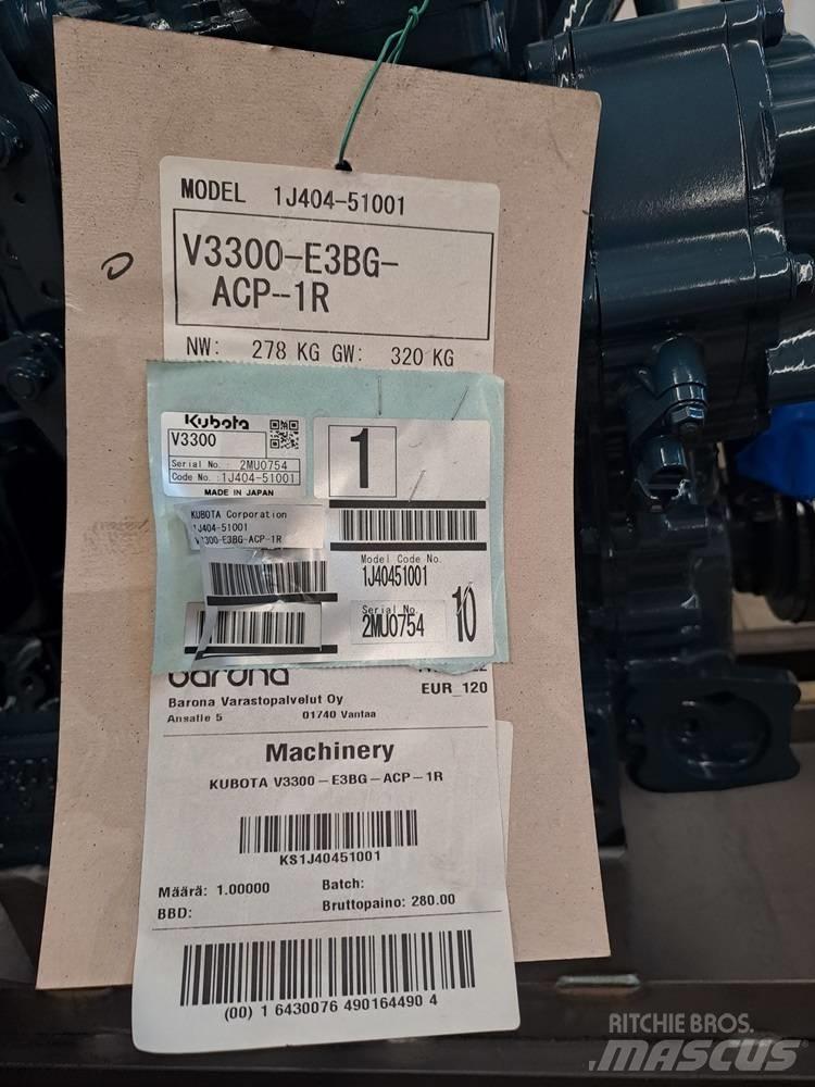 Kubota V 3300 Motorji
