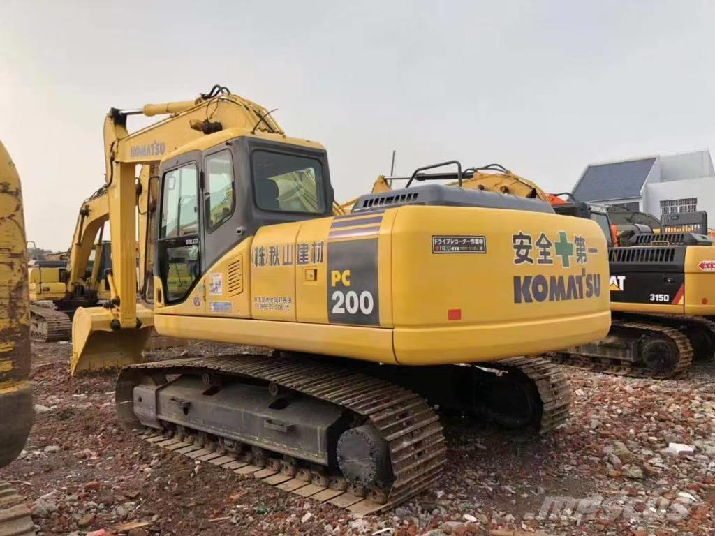 Komatsu 200-7 Bagri goseničarji