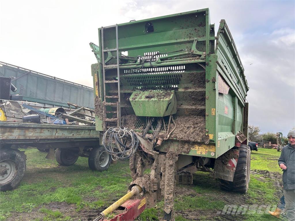 Strautmann PS 2401 Trosilniki gnoja