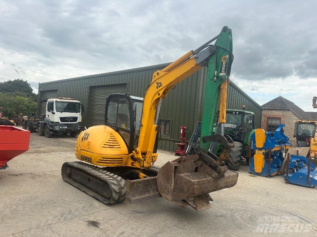JCB 8060 Mini bagri <7t