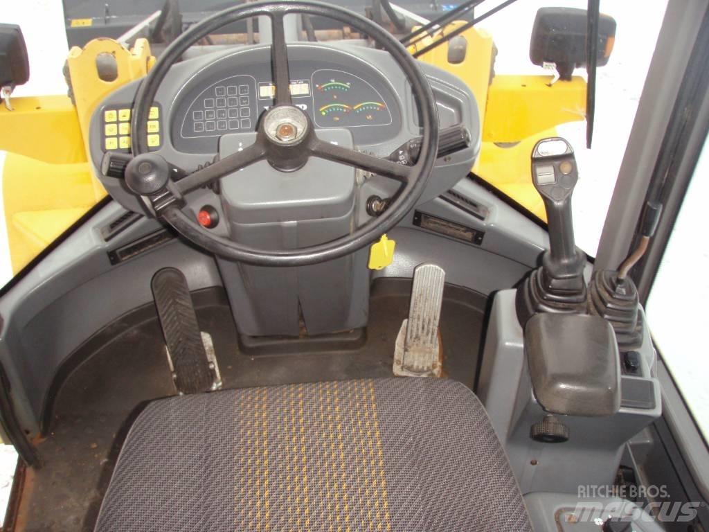 Volvo L 30 B Pro Kolesni nakladalci