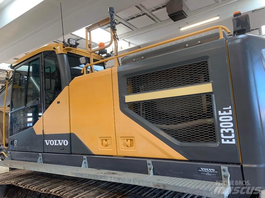 Volvo EC 300 E Bagri goseničarji