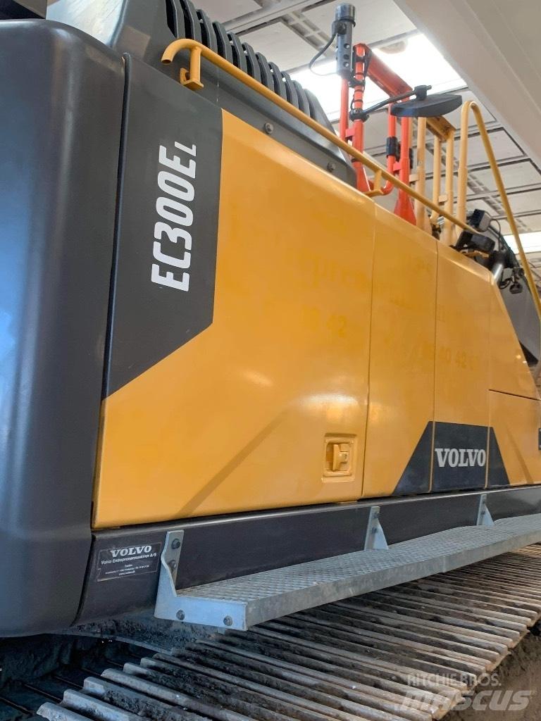 Volvo EC 300 E Bagri goseničarji