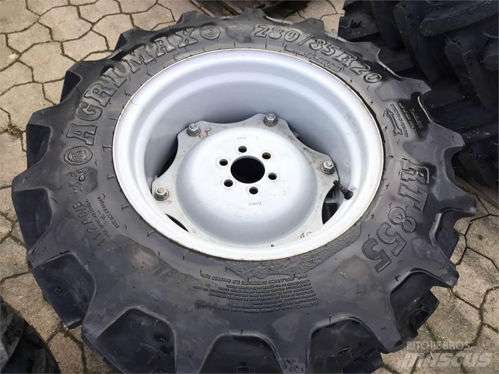 BKT 280/85R20 Gume, kolesa in platišča