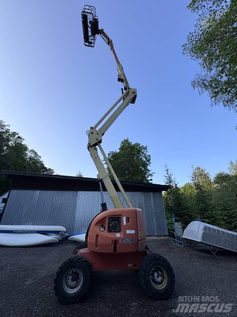JLG 450 AJ Zglobne dvižne ploščadi