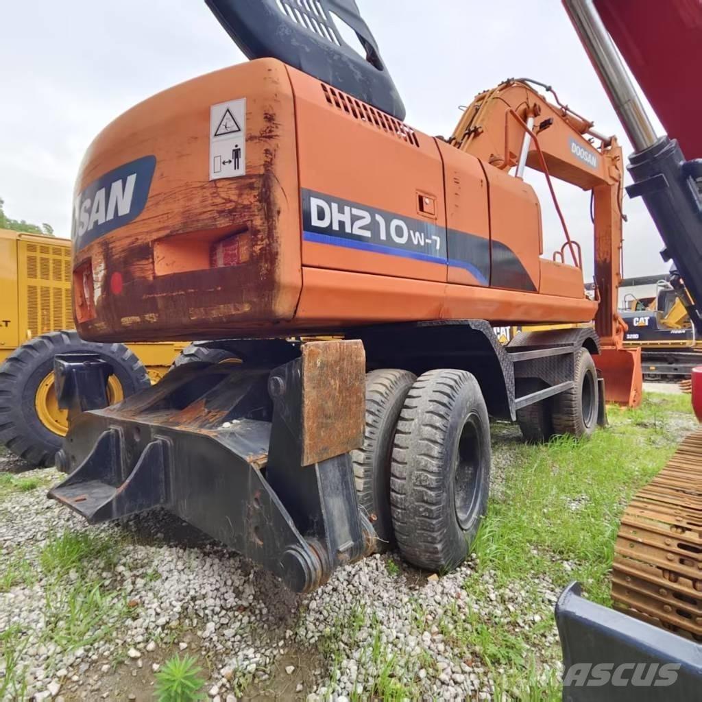 Doosan DH 210 W-7 Bagri na kolesih