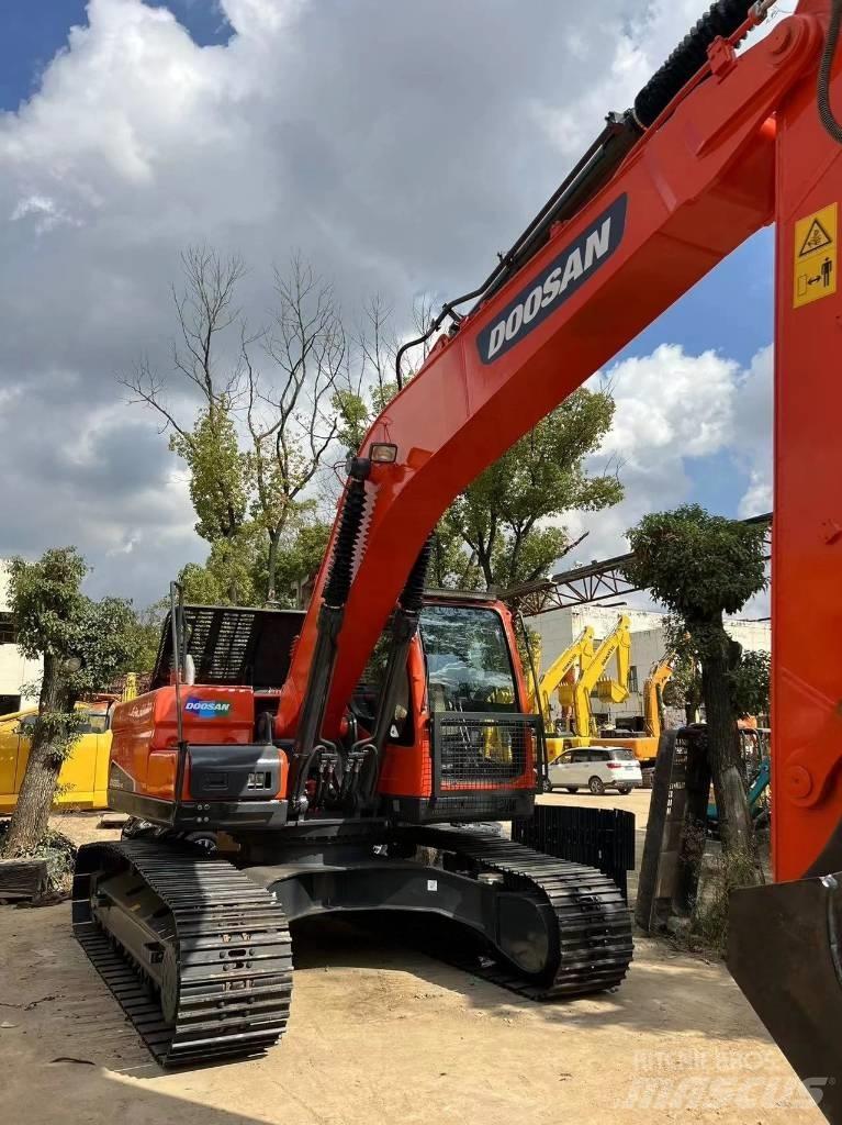 Doosan DX 225 LC-9c Mini bagri <7t