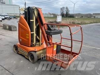 JLG T10E Druga dvigala in dvižne ploščadi