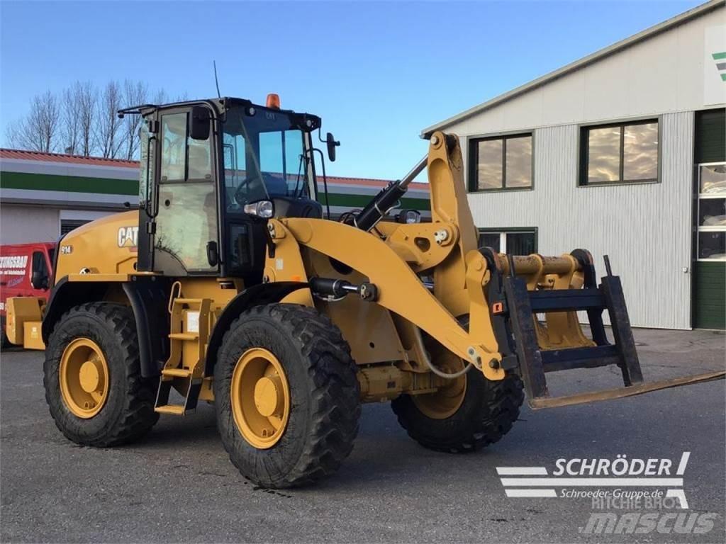 CAT 914 M Kolesni nakladalci