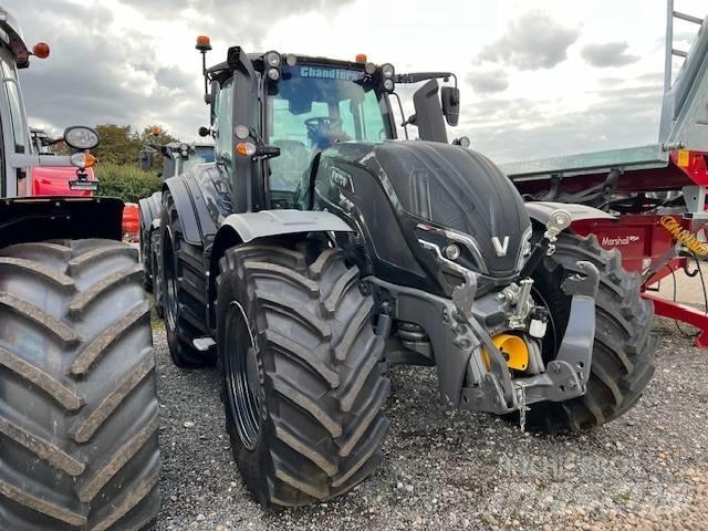 Valtra T215A Traktorji