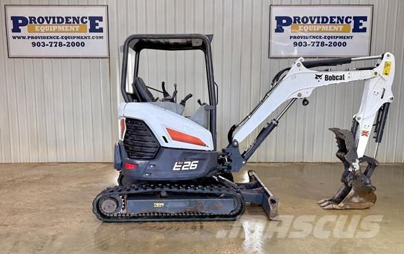 Bobcat E26 Mini bagri <7t