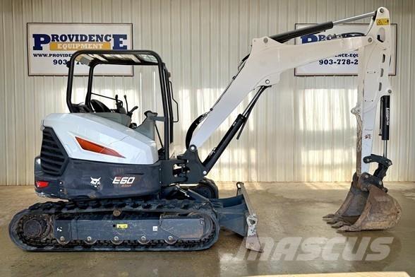 Bobcat E60 Bagri goseničarji