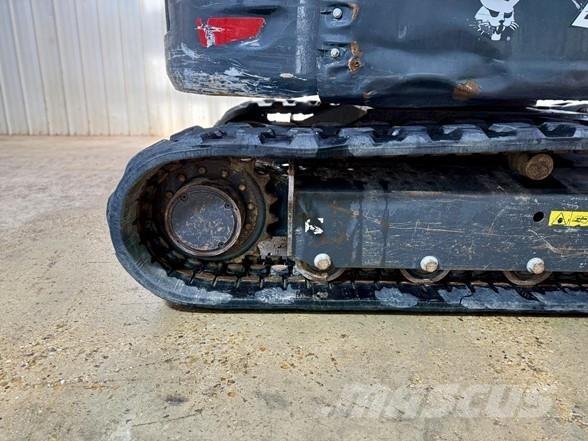 Bobcat E60 Bagri goseničarji