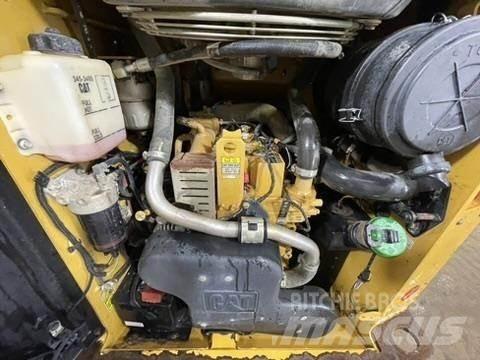 CAT 259D Skid steer mini nakladalci