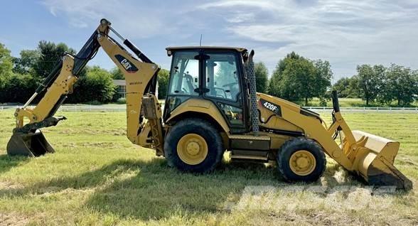CAT 420F2 Rovokopači