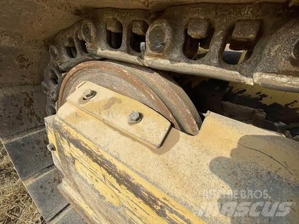 CAT D3K2 XL Buldožerji goseničarji