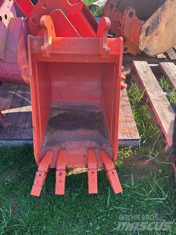 Kubota BT4584 Skid steer mini nakladalci