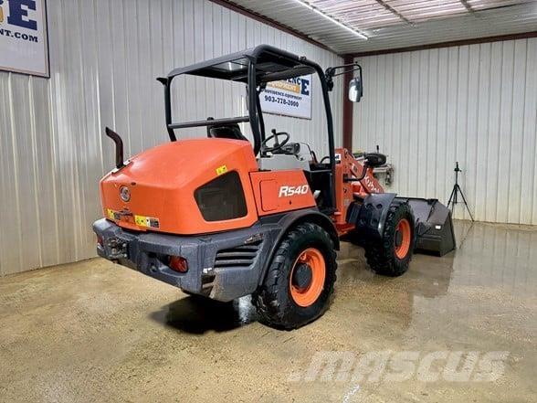 Kubota R540 Kolesni nakladalci