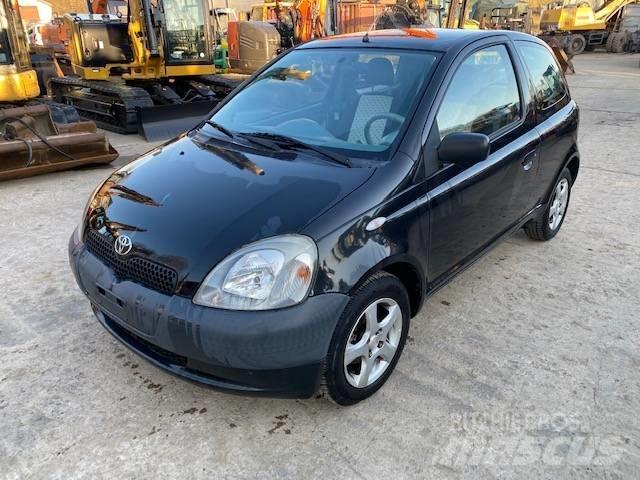 Toyota Yaris Avtomobili