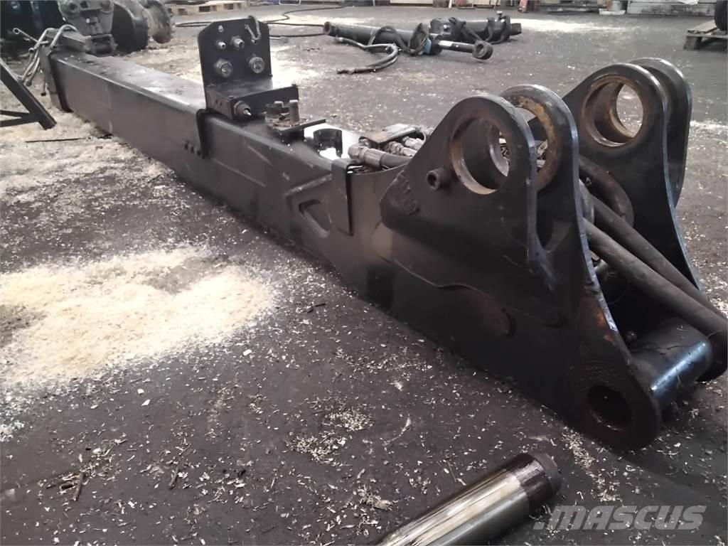 John Deere Ch8 Dvigala za gozdne kombajne