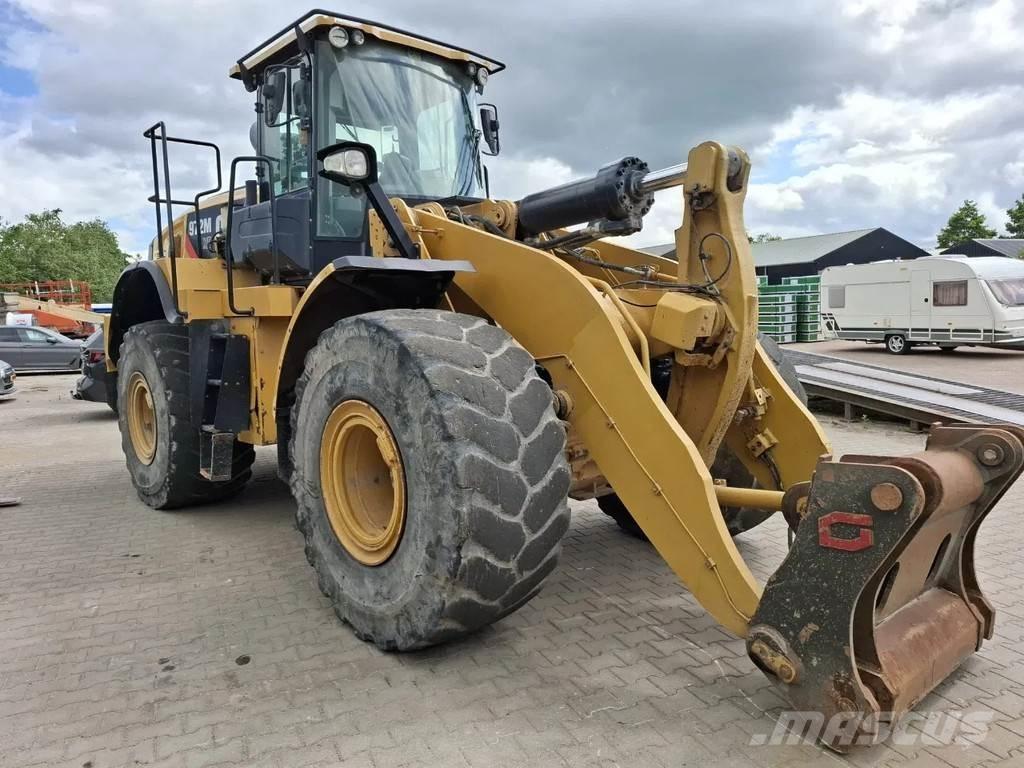 CAT 972 MXE Kolesni nakladalci