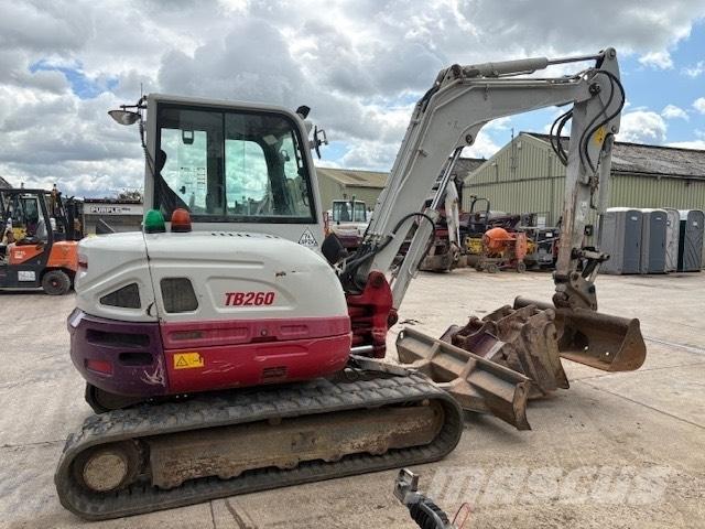 Takeuchi TB 260 Mini bagri <7t