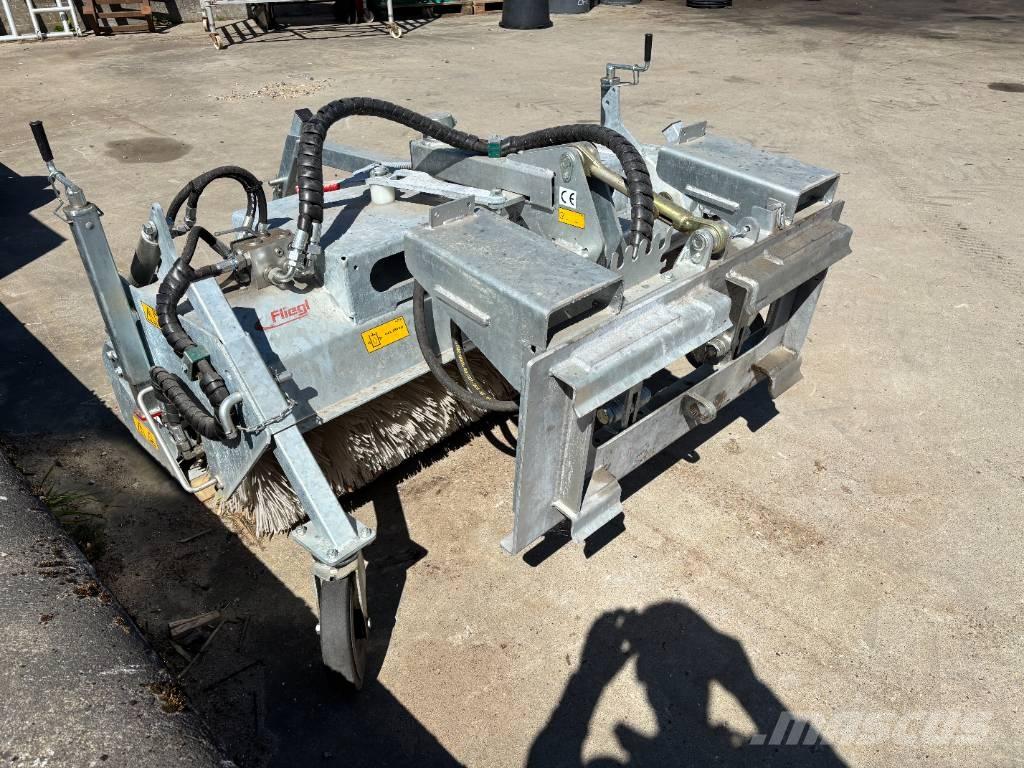 Fliegl Fejekost Druga oprema za traktorje