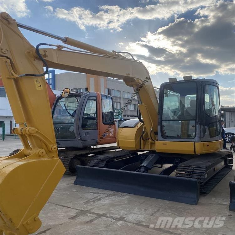 Komatsu 78 Bagri goseničarji