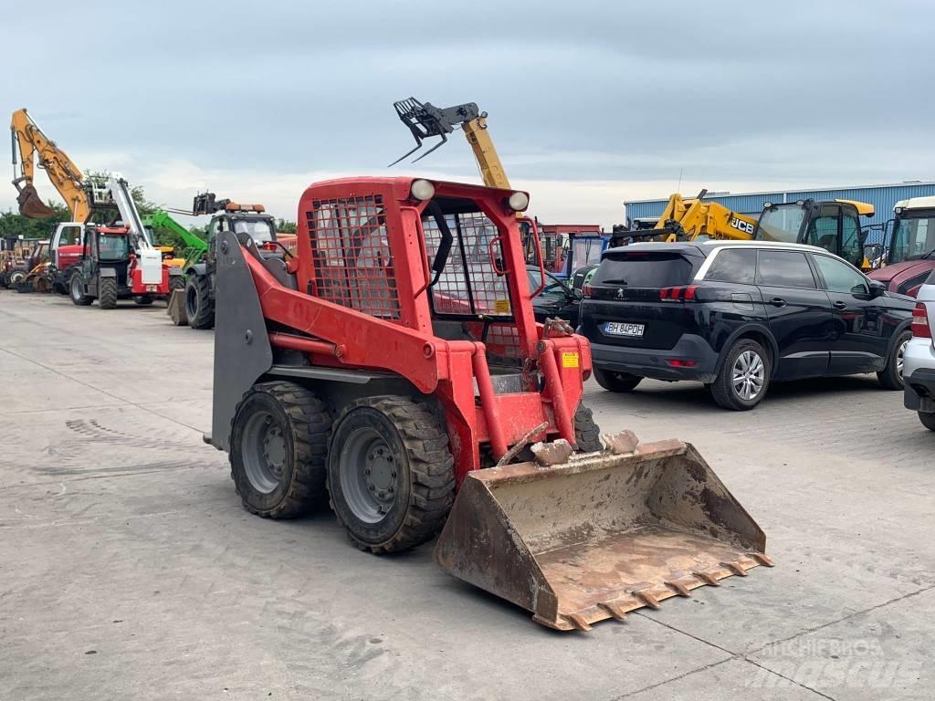 Gehl 4240 Skid steer mini nakladalci