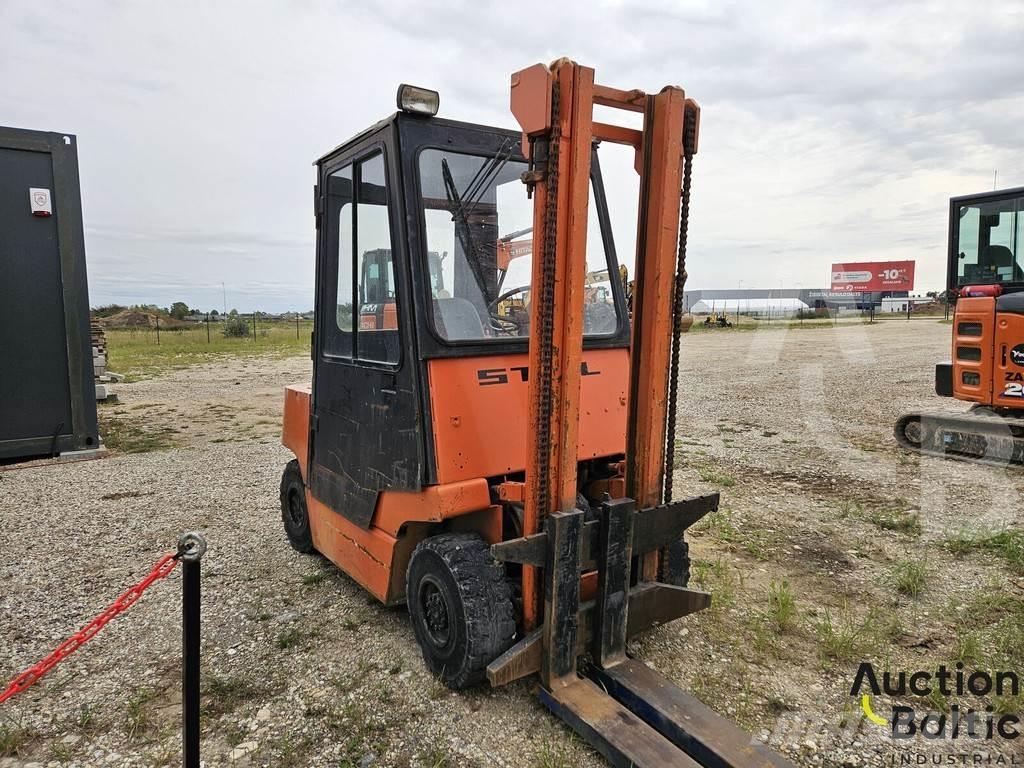 Still R70/30 Dizelski viličarji