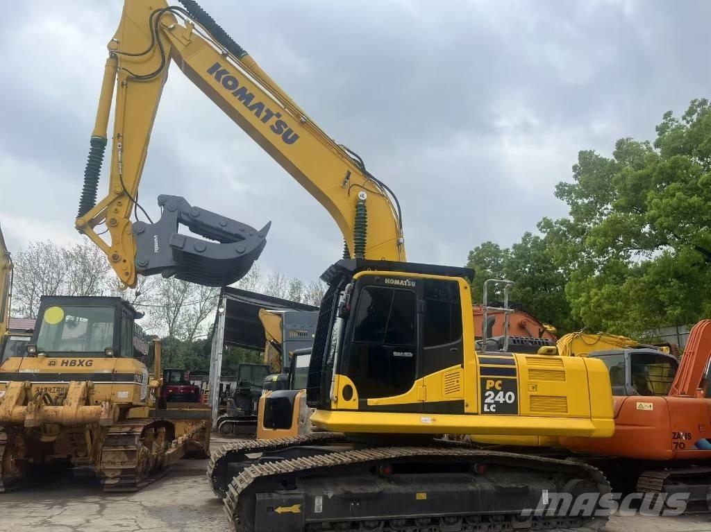 Komatsu PC 240 Bagri goseničarji