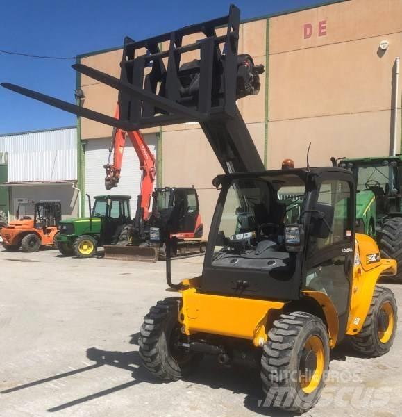 JCB 520-40 Kmetijski teleskopski nakladalci