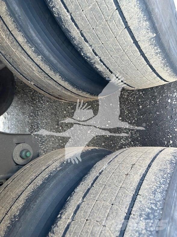 Utility 3000R Hladilne polprikolice