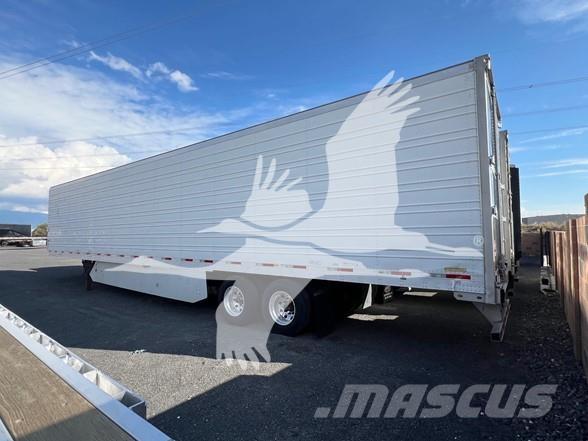 Utility 3000R Hladilne polprikolice