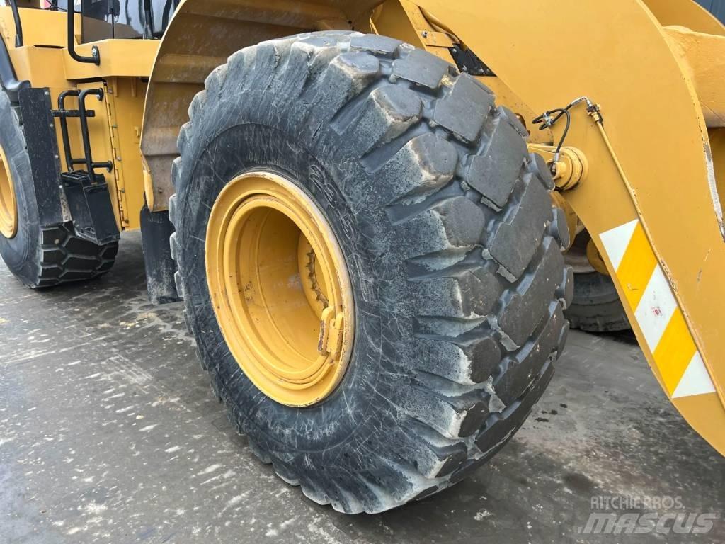 CAT 950H Kolesni nakladalci