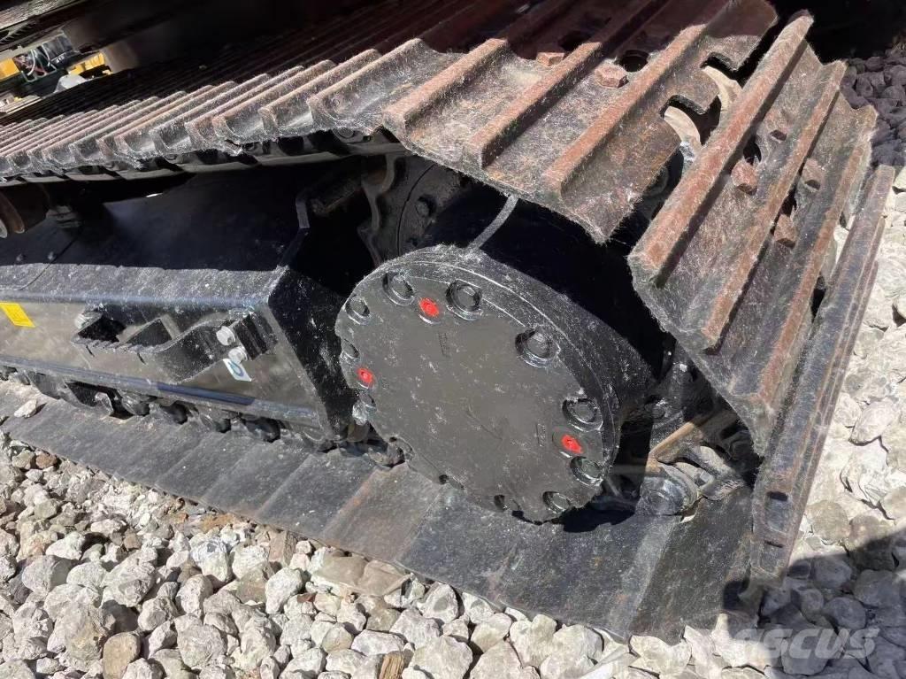 Hitachi 120 Bagri goseničarji