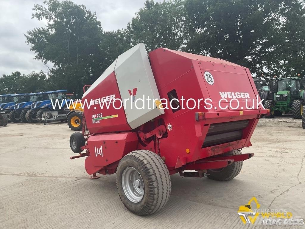 Lely WELGER RP202 Balirke (okrogle bale)