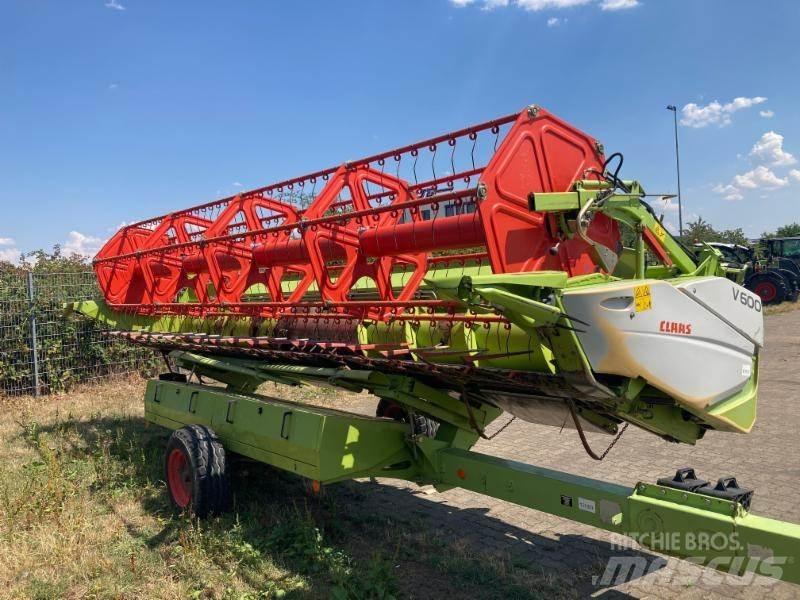 CLAAS TUCANO 570 Kombajni