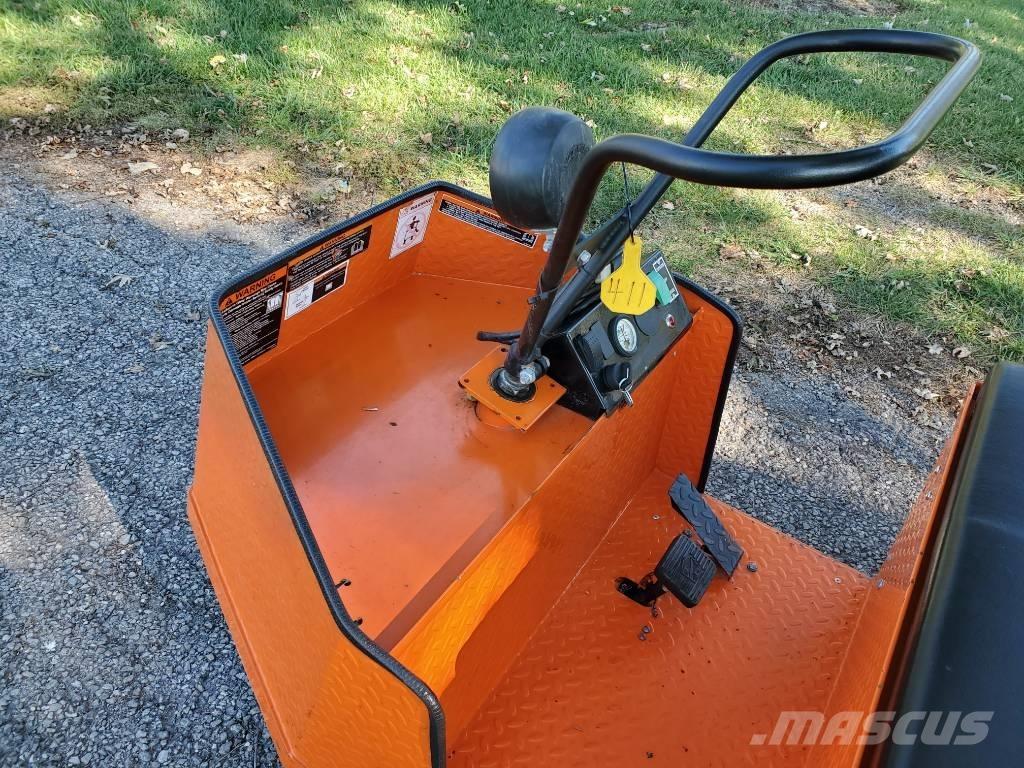 Taylor-Dunn SS536 Vlečna vozila