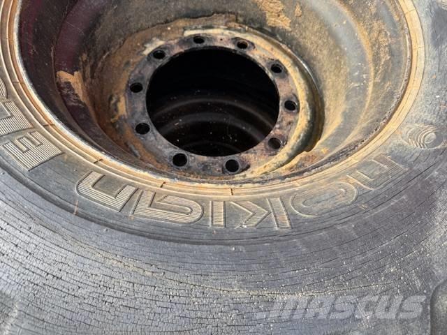 Nokian 600/50/22.5 Gume, kolesa in platišča