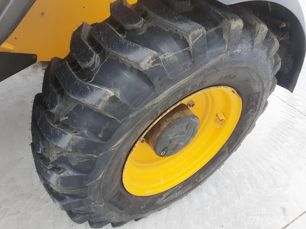 JCB 540-140     M329 Teleskopski kolesni nakladalci
