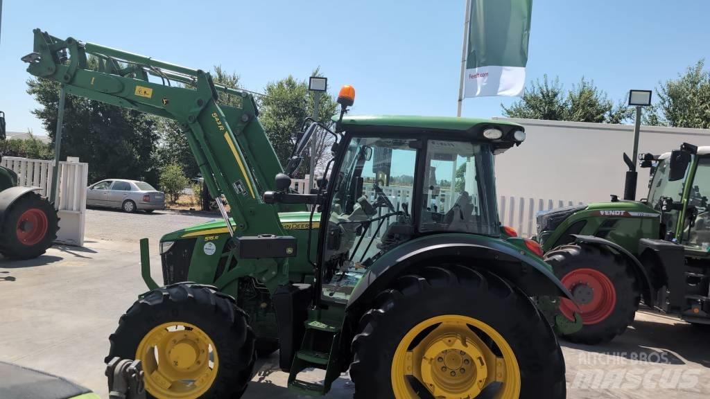 John Deere 5115R Traktorji