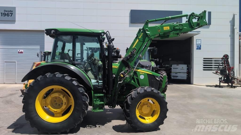 John Deere 5115R Traktorji