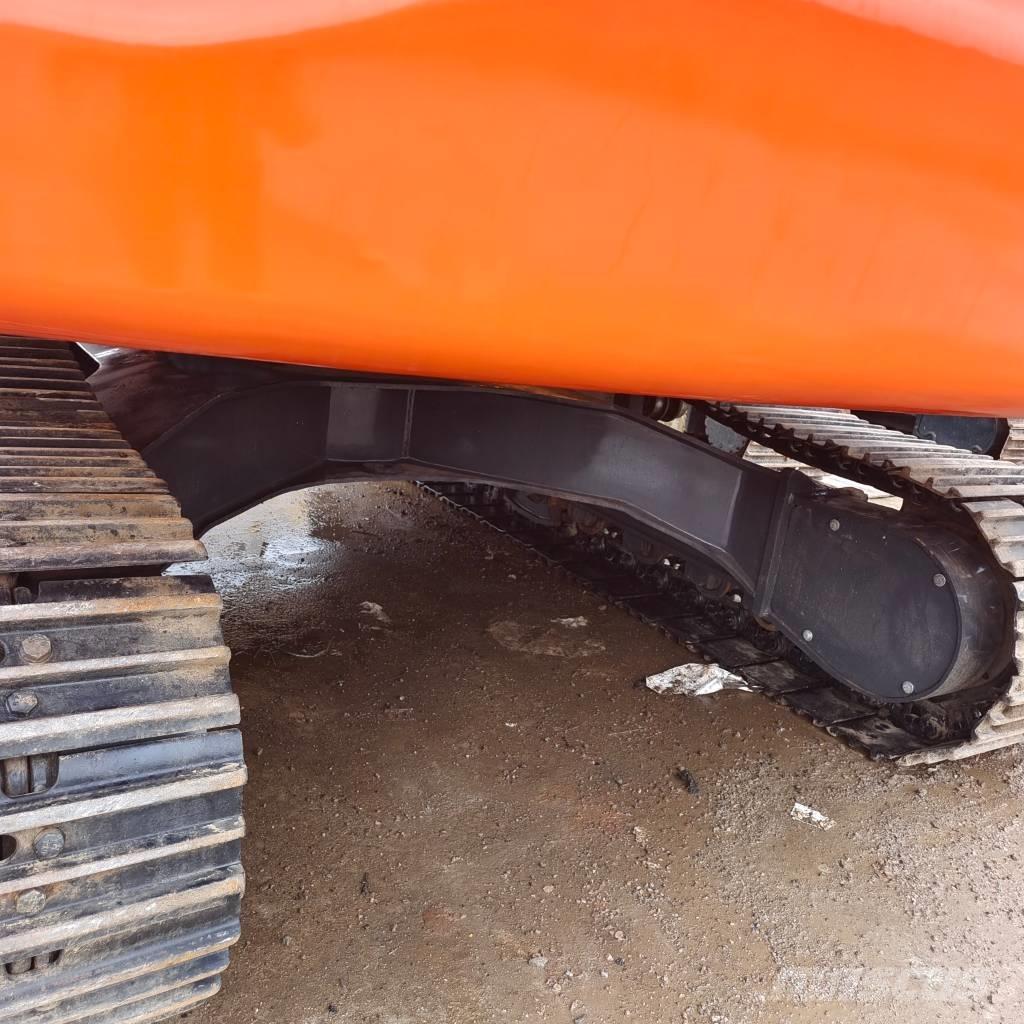 Doosan DX 225 Bagri goseničarji