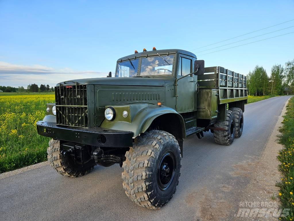 Kraz 255 B Tovornjaki za prevoz avtomobilov z vitlom