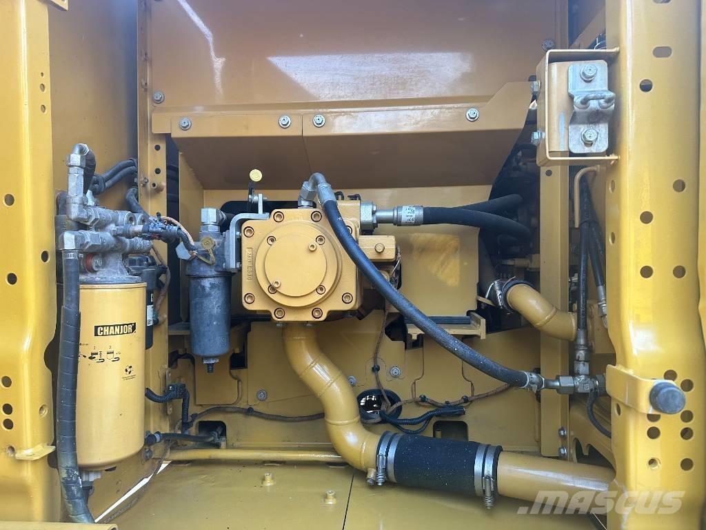 CAT 320 GC Bagri goseničarji