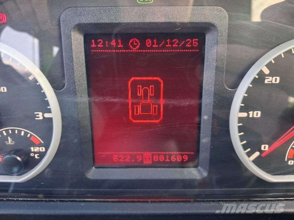 Merlo P 27.6 Plus Kmetijski teleskopski nakladalci