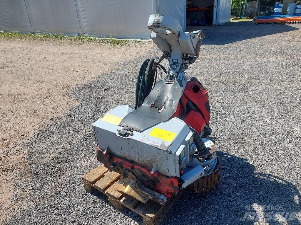 Log Max 4000 B Harvesterji