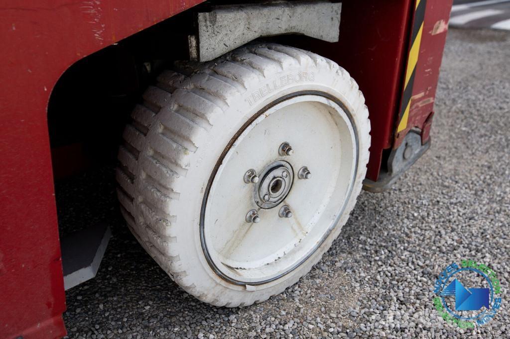 PB S225-12 Škarjaste dvižne ploščadi